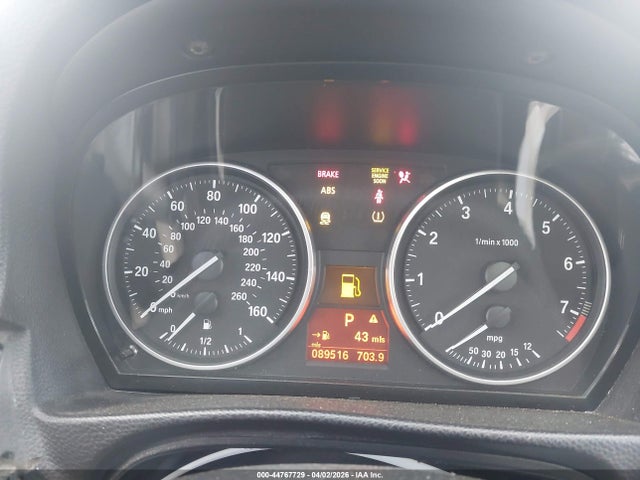 44767729 :رقم المزاد ، WBAUT9C59BA192081 vin ، 2011 Bmw 328i مزاد بيع