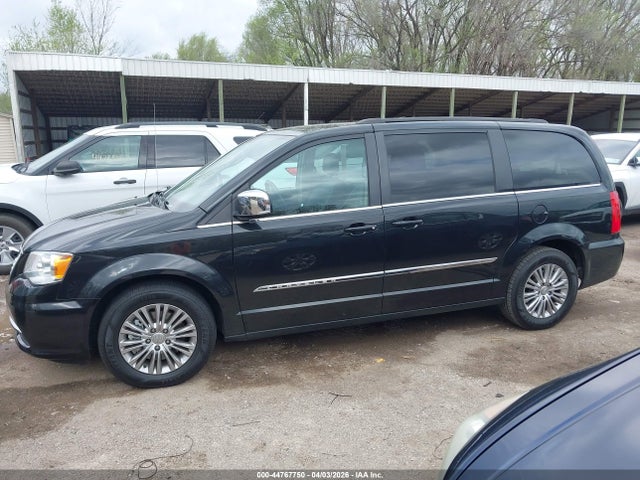 Продажа на аукционе авто 2015 Chrysler Town & Country Touring-l, vin: 2C4RC1CG6FR601036, номер лота: 44767750