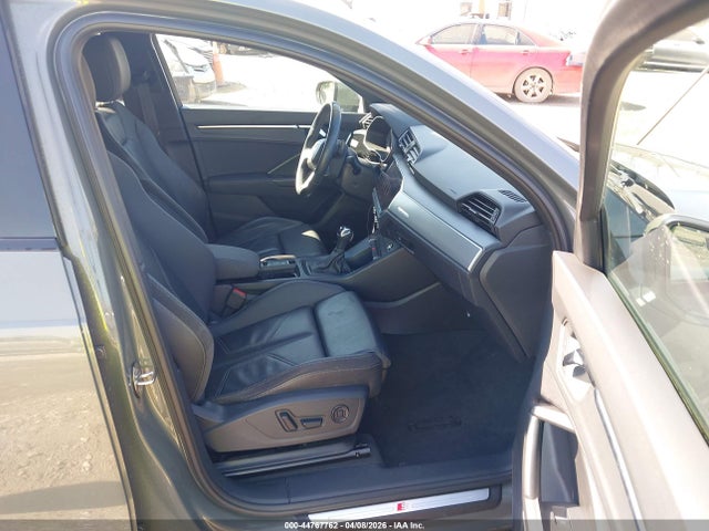 44767762 :رقم المزاد ، WA1DECF30N1091157 vin ، 2022 Audi Q3 Premium 45 Tfsi S Line Quattro Tiptronic مزاد بيع