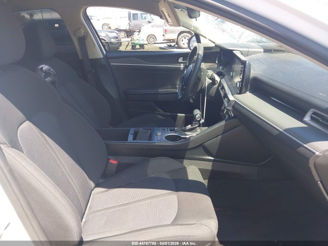 5XXG14J24NG123406 KIA K5 LXS