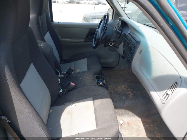 44767811 :رقم المزاد ، 4F4CR12A3TTM27214 vin ، 1996 Mazda B2300 مزاد بيع