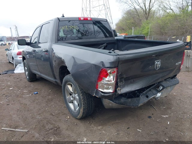 44767890 :رقم المزاد ، 1C6RR7LG8HS632265 vin ، 2017 Ram 1500 Big Horn  4x4 5'7 Box مزاد بيع