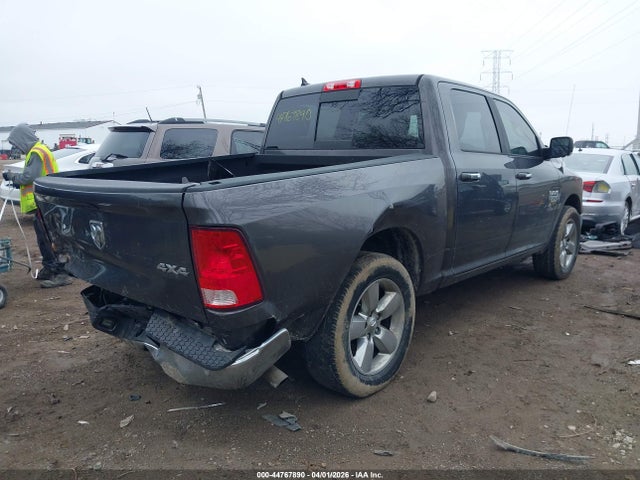 44767890 :رقم المزاد ، 1C6RR7LG8HS632265 vin ، 2017 Ram 1500 Big Horn  4x4 5'7 Box مزاد بيع