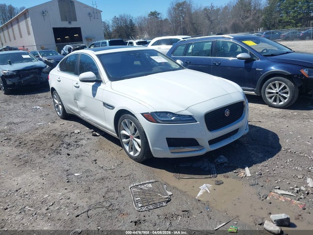 2017 JAGUAR XF SAJBJ4BN8HCY51111