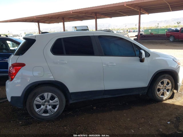 Chevrolet TRAX LS 2018 KL7CJKSB1JB722567 Image 13