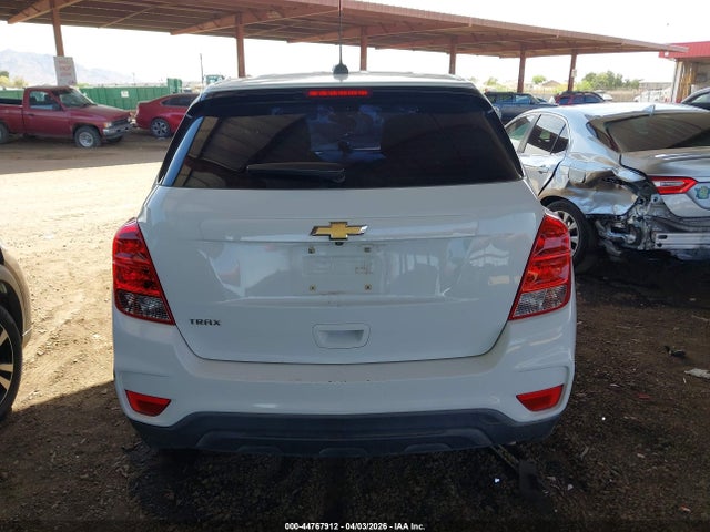 Chevrolet TRAX LS 2018 KL7CJKSB1JB722567 Image 16