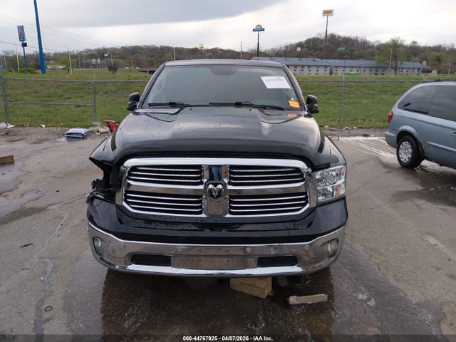 44767925 :رقم المزاد ، 1C6RR7LTXKS527442 vin ، 2019 Ram 1500 Classic Big Horn  4x4 5'7 Box مزاد بيع