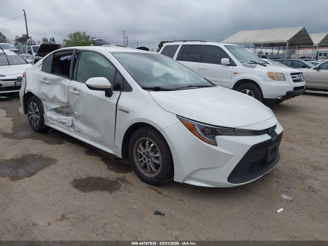 Toyota Corolla Hybrid Le 2021 JTDEAMDE0MJ031832 zdjęcie główne