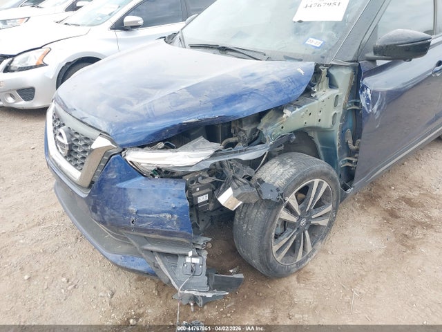 3N1CP5CU4JL524621 Nissan KICKS SR