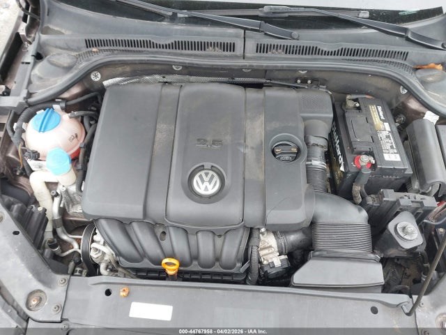 Продажа на аукционе авто 2012 Volkswagen Jetta 2.5l Sel Premium, vin: 3VWLP7AJ2CM425288, номер лота: 44767958