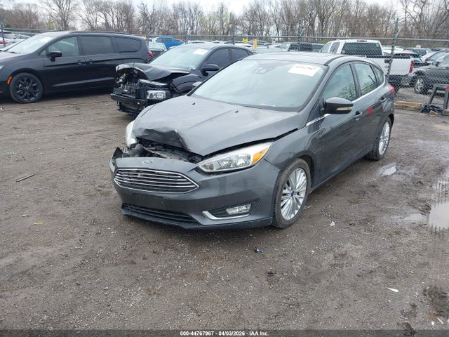 1FADP3N28HL206742 Ford Focus Titanium