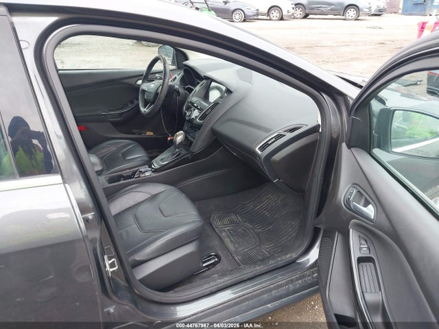 1FADP3N28HL206742 Ford Focus Titanium