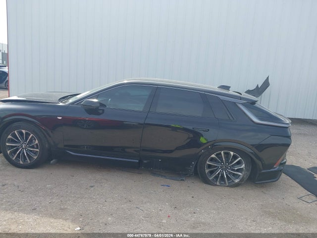 Продажа на аукционе авто 2024 Cadillac Lyriq Sport W/1sj, vin: 1GYKPVRK7RZ105823, номер лота: 44767979