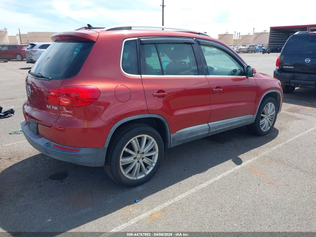 2014 VOLKSWAGEN TIGUAN WVGAV3AX4EW011067 Photo 3