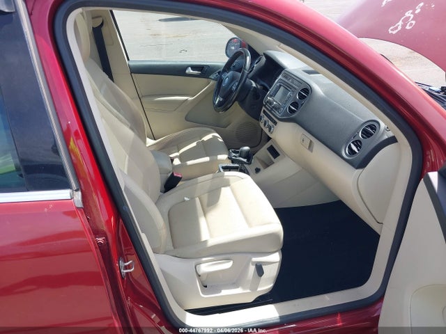 2014 VOLKSWAGEN TIGUAN WVGAV3AX4EW011067 Photo 4