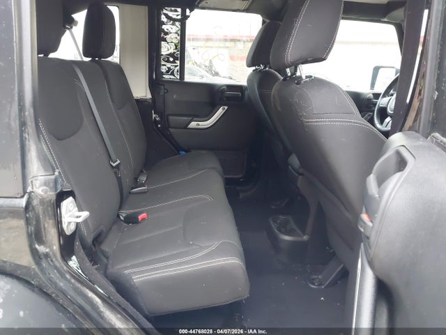 2016 Jeep Wrangler Unlimited Sahara მანქანა იყიდება აუქციონზე, vin: 1C4BJWEG5GL111201, აუქციონის ნომერი: 44768028