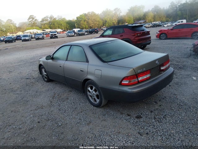 2001 LEXUS ES 300 JT8BF28G615109294 Photo 2
