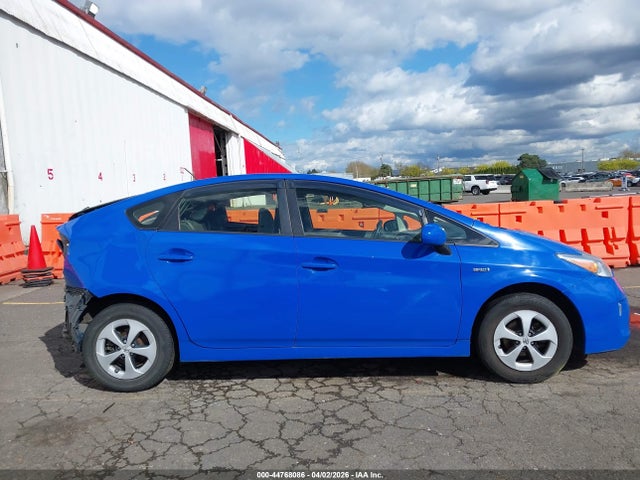 Toyota Prius Two 2015 JTDKN3DU9F2001511 Image 12