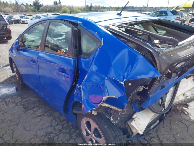 Toyota Prius Two 2015 JTDKN3DU9F2001511 Image 16