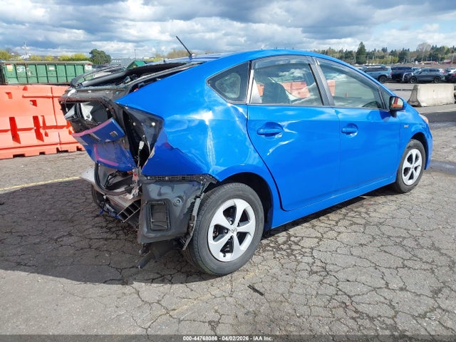 Toyota Prius Two 2015 JTDKN3DU9F2001511 Image 4