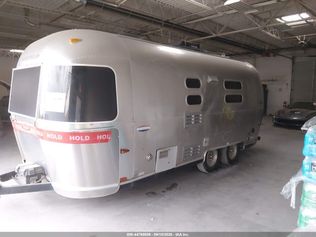 44768089 :رقم المزاد ، 1STBFAF236J519280 vin ، 2006 Airstream International 22 Ccd مزاد بيع