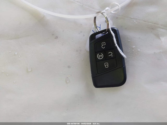 44768106 :رقم المزاد ، 3VV5B7AX3JM128219 vin ، 2018 Volkswagen Tiguan 2.0t Sel Premium مزاد بيع
