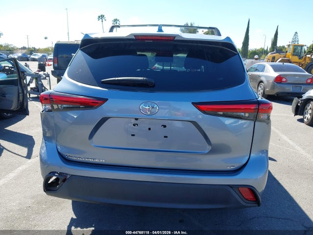 5TDZZRAH9MS058911 Toyota Highlander Le