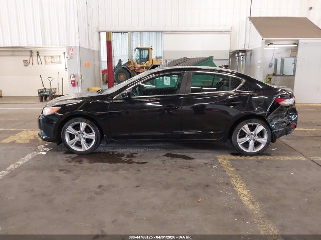 44768125 :رقم المزاد ، 19VDE1F79DE012702 vin ، 2013 Acura Ilx 2.0l مزاد بيع