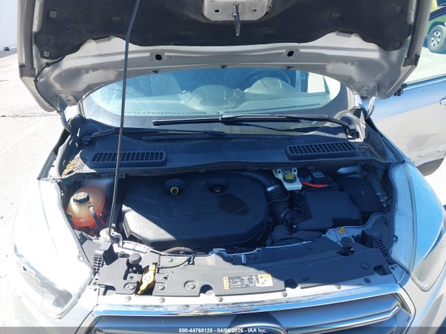 Продаж на аукціоні авто 2017 Ford Escape Se, vin: 1FMCU0G9XHUC62954, номер лоту: 44768128