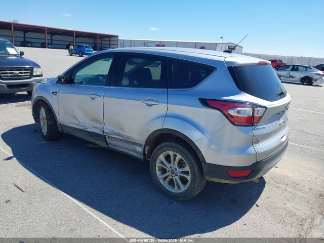 Продаж на аукціоні авто 2017 Ford Escape Se, vin: 1FMCU0G9XHUC62954, номер лоту: 44768128