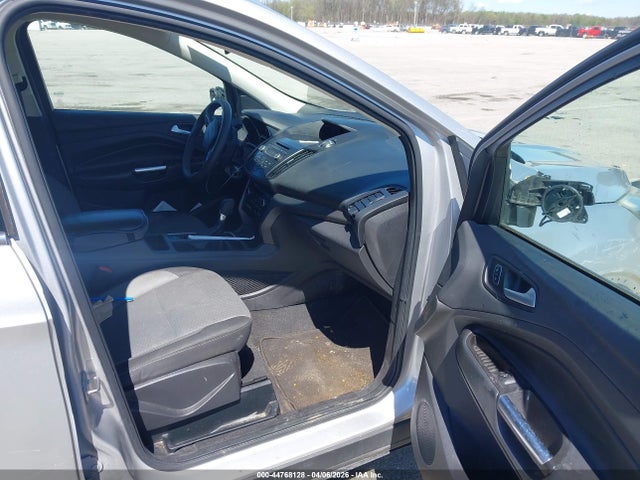 Продаж на аукціоні авто 2017 Ford Escape Se, vin: 1FMCU0G9XHUC62954, номер лоту: 44768128