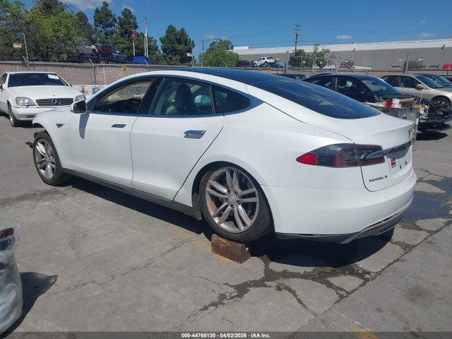 2012 TESLA MODEL S 5YJSA1DN1CFS00151 Photo 2
