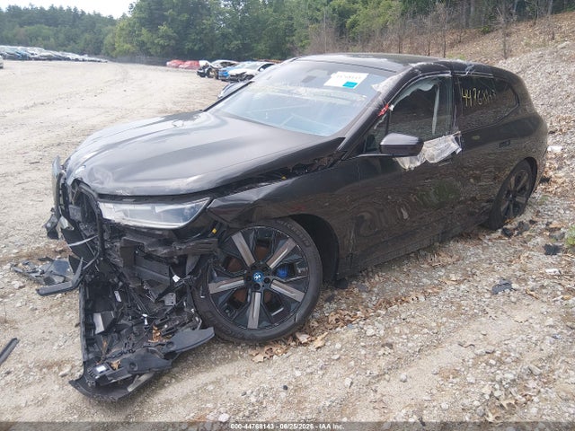 BMW Ix Xdrive50 2024 WB523CF08RCR01827 Image 2