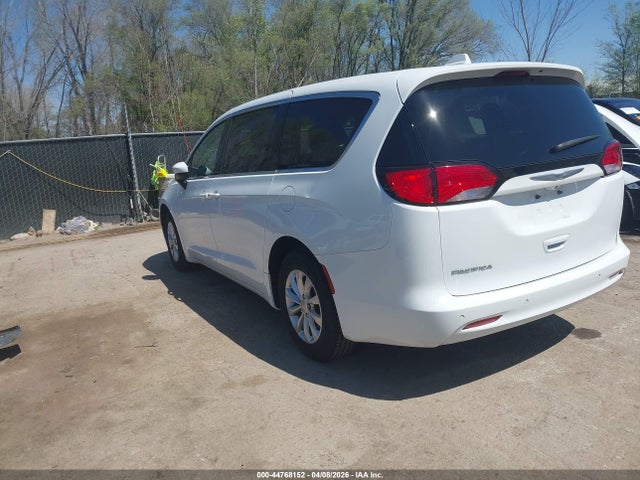 Продажа на аукционе авто 2017 Chrysler Pacifica Touring, vin: 2C4RC1DG2HR835627, номер лота: 44768152