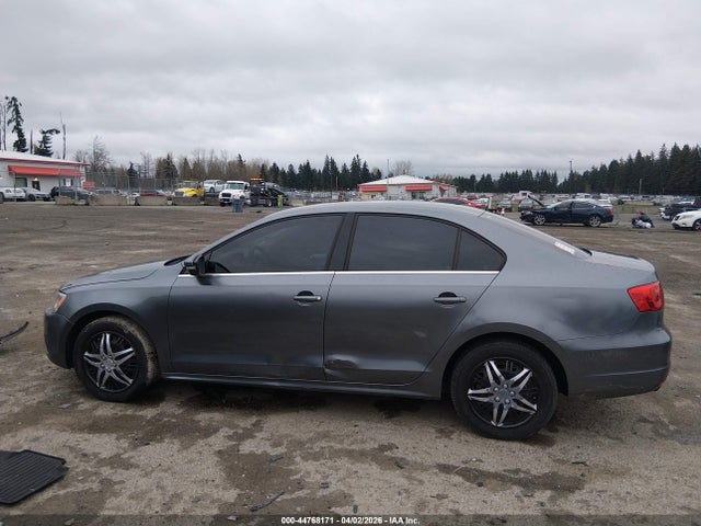 Продажа на аукционе авто 2013 Volkswagen Jetta 2.5l Se, vin: 3VWDP7AJ8DM217812, номер лота: 44768171