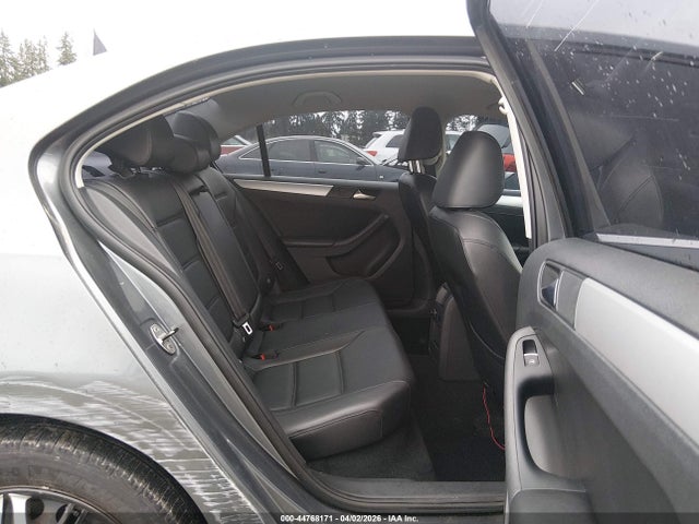 Продажа на аукционе авто 2013 Volkswagen Jetta 2.5l Se, vin: 3VWDP7AJ8DM217812, номер лота: 44768171