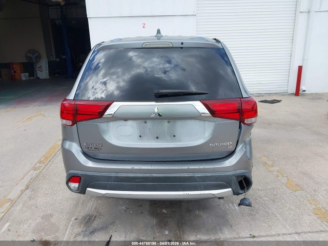 Продаж на аукціоні авто 2017 Mitsubishi Outlander Se, vin: JA4AD3A38HZ066669, номер лоту: 44768198
