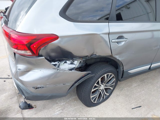 2017 MITSUBISHI OUTLANDER JA4AD3A38HZ066669 Photo 5
