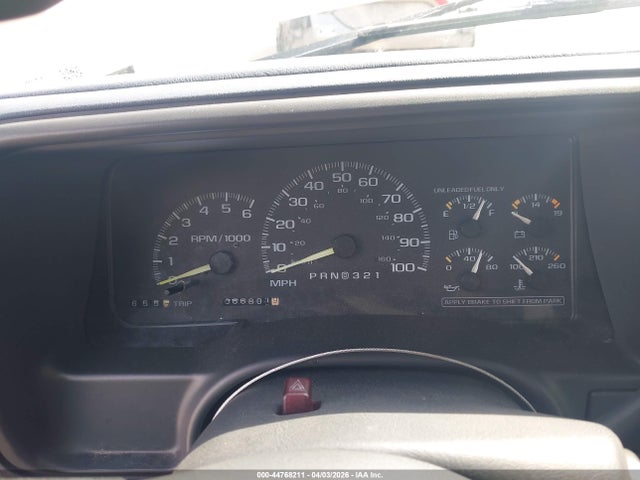 Продажа на аукционе авто 1998 Chevrolet C1500 Fleetside W/t, vin: 1GCEC14W5WZ102318, номер лота: 44768211