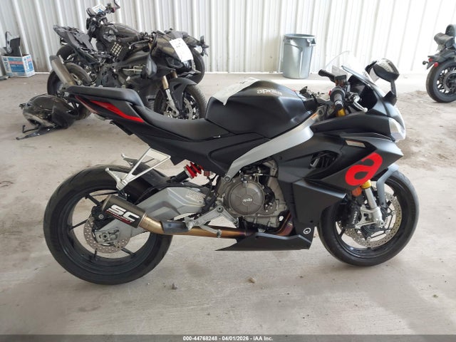 ZD4KSUG04RS003425 Aprilia Rs 660