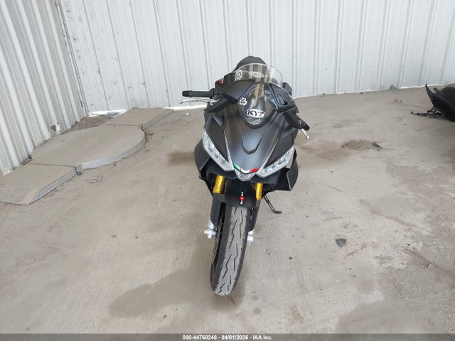 ZD4KSUG04RS003425 Aprilia Rs 660