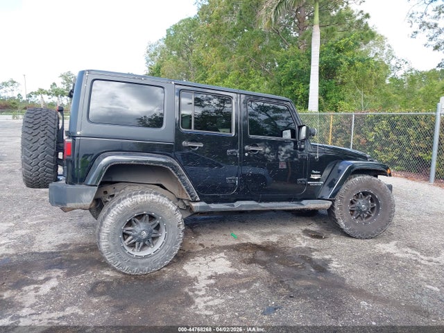 44768268 :رقم المزاد ، 1C4HJWEG8EL261634 vin ، 2014 Jeep Wrangler Unlimited Sahara مزاد بيع