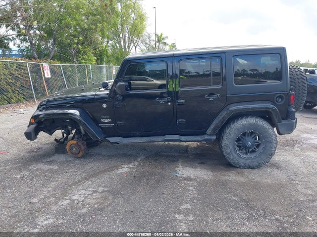 44768268 :رقم المزاد ، 1C4HJWEG8EL261634 vin ، 2014 Jeep Wrangler Unlimited Sahara مزاد بيع
