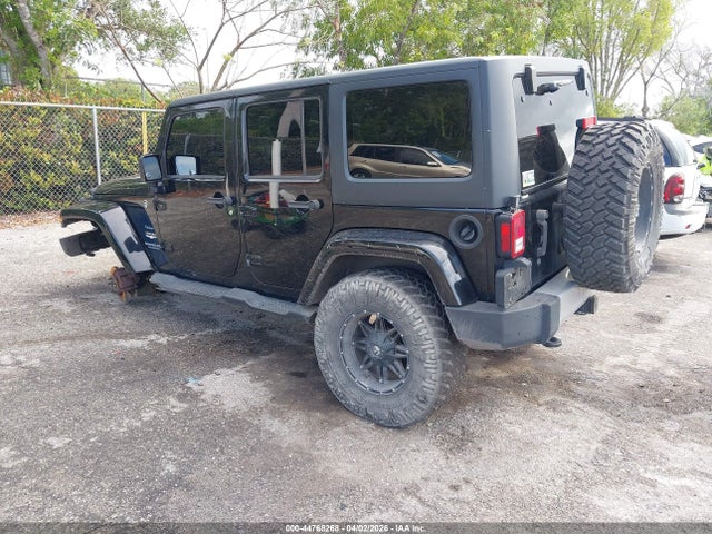 44768268 :رقم المزاد ، 1C4HJWEG8EL261634 vin ، 2014 Jeep Wrangler Unlimited Sahara مزاد بيع