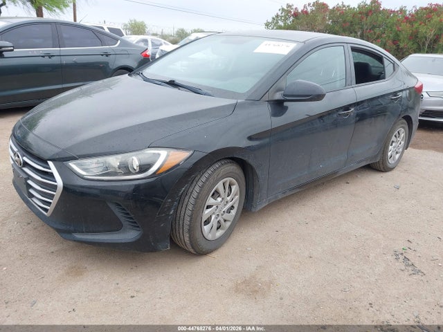 Hyundai ELANTRA SE 2018 5NPD74LF0JH284562 Image 2