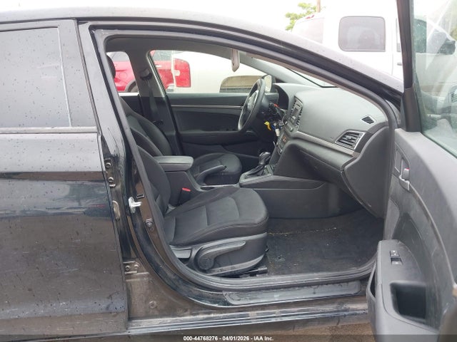Hyundai ELANTRA SE 2018 5NPD74LF0JH284562 Image 5