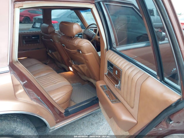 44768286 :رقم المزاد ، 6S69B80485215 vin ، 1978 Cadillac Seville مزاد بيع