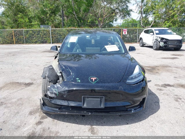 2018 Tesla Model 3 Long Range/mid Range მანქანა იყიდება აუქციონზე, vin: 5YJ3E1EA8JF036091, აუქციონის ნომერი: 44768291