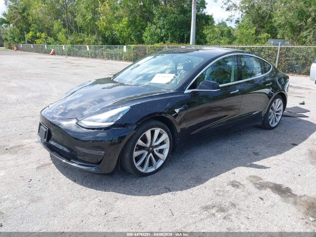 2018 Tesla Model 3 Long Range/mid Range მანქანა იყიდება აუქციონზე, vin: 5YJ3E1EA8JF036091, აუქციონის ნომერი: 44768291