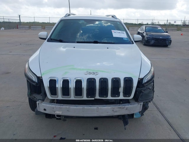Продаж на аукціоні авто 2015 Jeep Cherokee Latitude, vin: 1C4PJLCS3FW781175, номер лоту: 44768300
